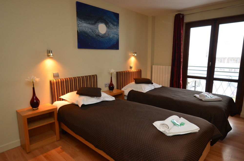 Hotel Rhodos Morzine Avoriaz Exterior photo
