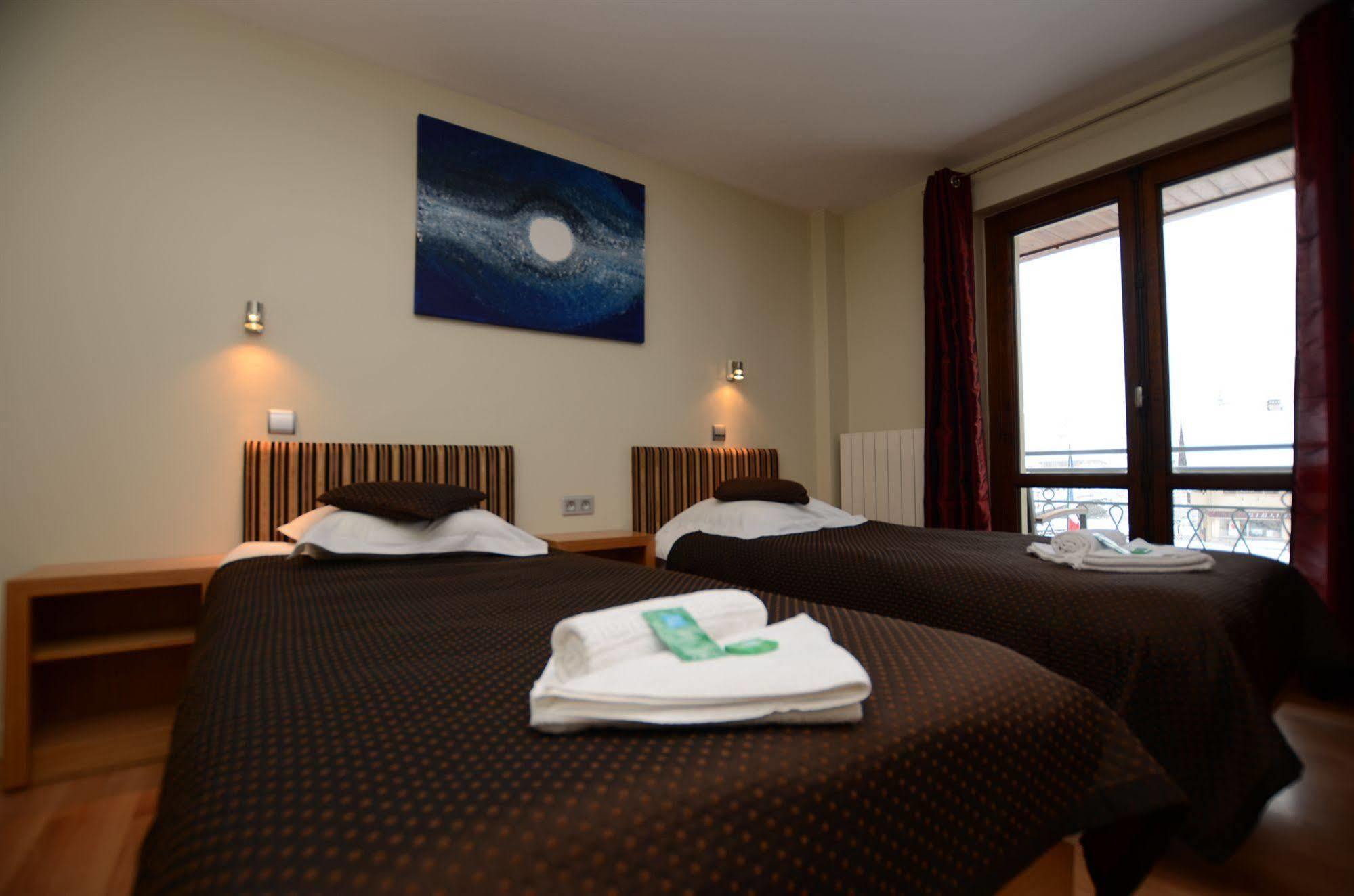 Hotel Rhodos Morzine Avoriaz Exterior photo
